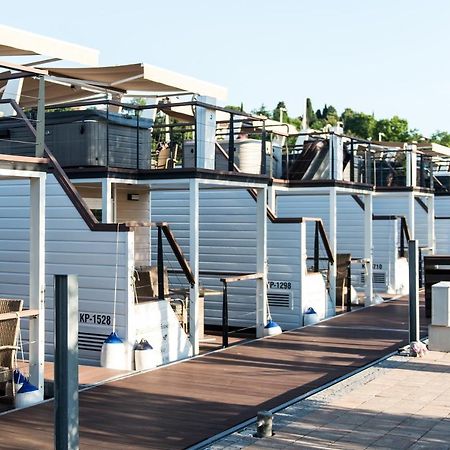 Вилла Marina Luxury Houseboat Olive Порторож Экстерьер фото