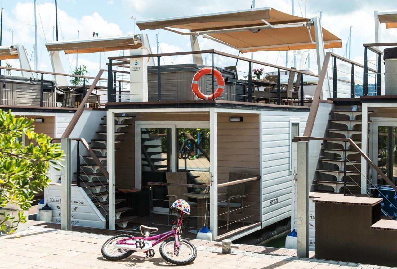 Вилла Marina Luxury Houseboat Olive Порторож Экстерьер фото