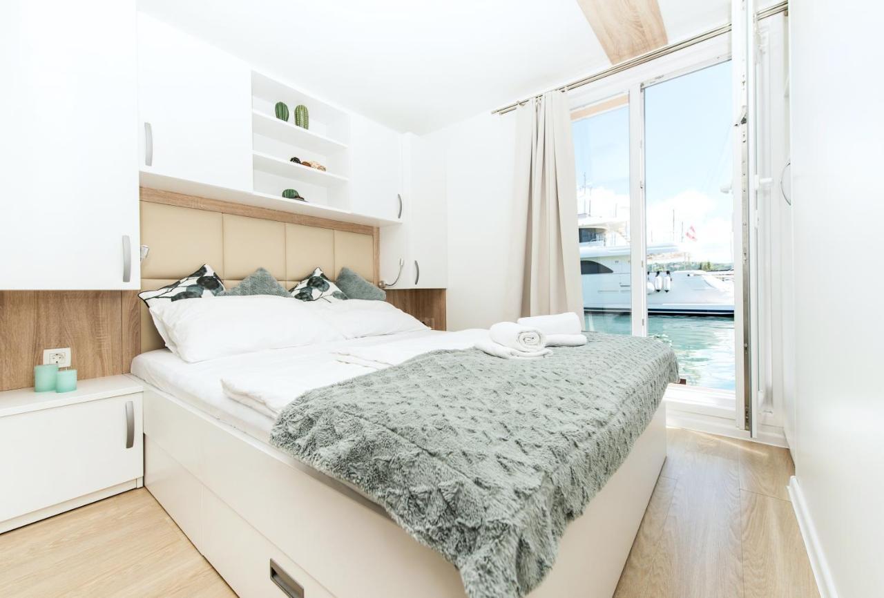 Вилла Marina Luxury Houseboat Olive Порторож Экстерьер фото