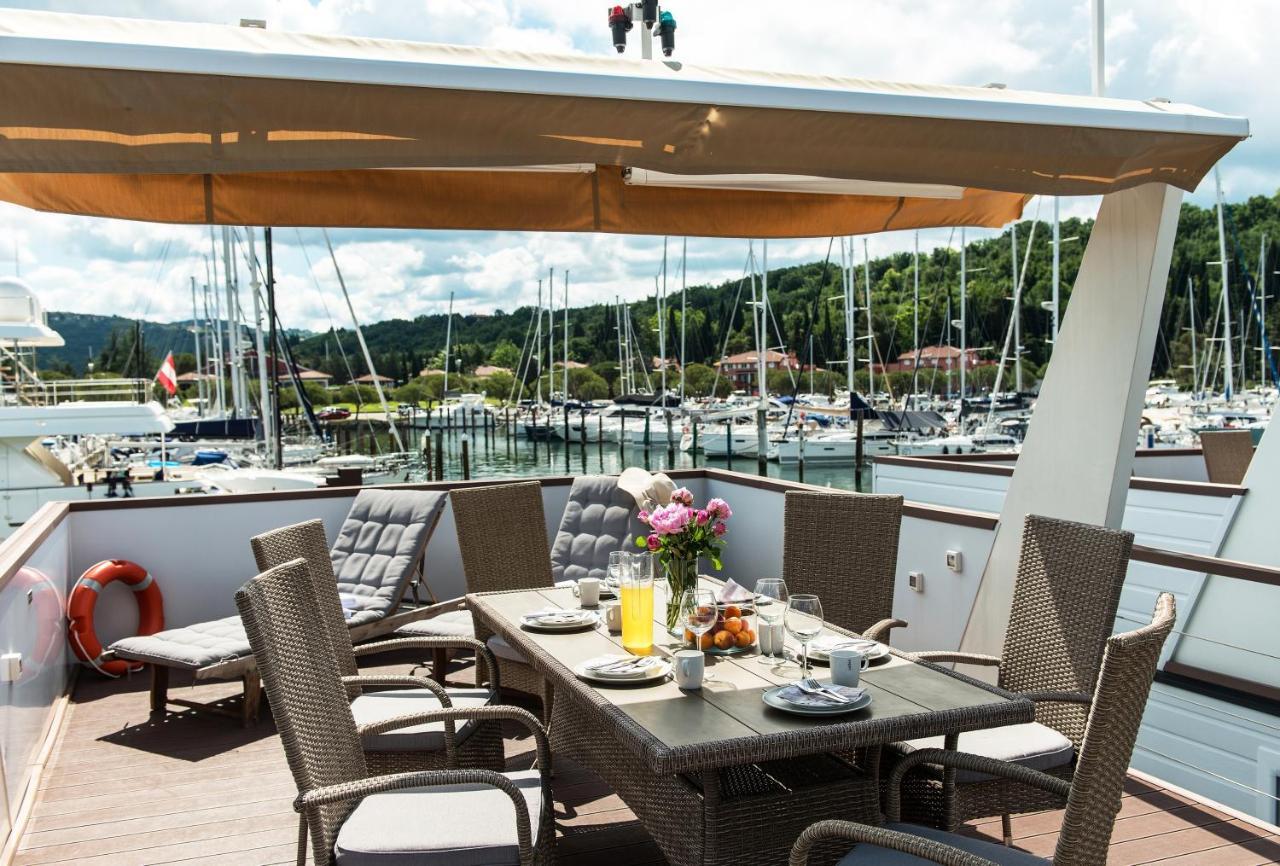 Вилла Marina Luxury Houseboat Olive Порторож Экстерьер фото